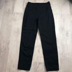 Heirloom M black leggings. Jeggings